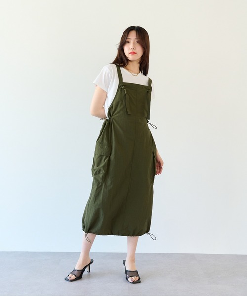 ECRIRE（エクリール）の「ミリタリーパラシュートジャンパースカート（ジャンパースカート・レディース・ブラック/カーキ・M）」の14枚目の写真