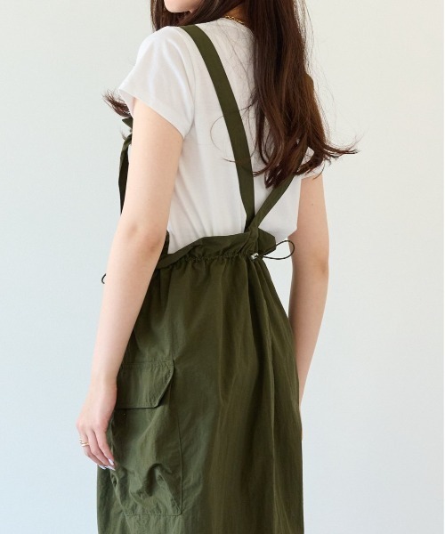 ECRIRE（エクリール）の「ミリタリーパラシュートジャンパースカート（ジャンパースカート・レディース・ブラック/カーキ・M）」の12枚目の写真