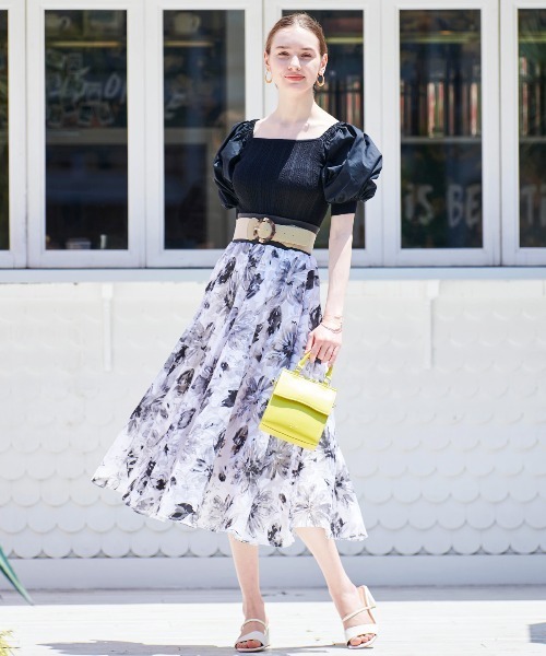 AND COUTURE（アンドクチュール）の「柄編み異素材袖スクエア