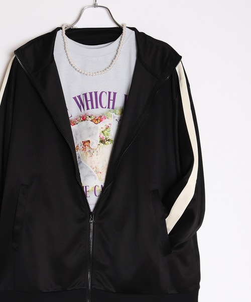 WESTSEA(ウエストシー)の「長袖 ライントラックジャケット(ジャージ・レディース・ブラック/ナチュラル/グリーン/ワイン/オレンジ/ベージュ系その他/ネイビー/イエロー/ベージュ系その他2/サックスブルー/ブルー・L/M)」の16枚目の写真