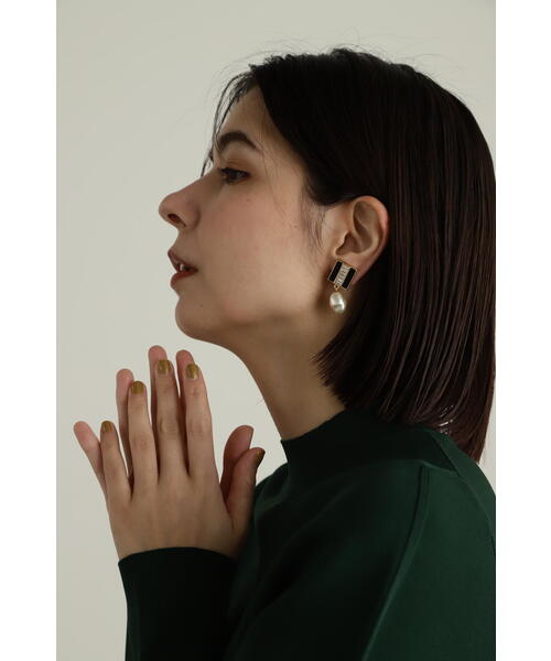 JILL STUART(ジルスチュアート)の「◆モチーフパールコンビイヤリング(イヤリング・レディース・ホワイト・フリ-)」の4枚目の写真