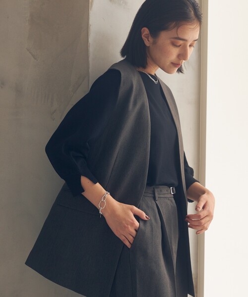 THE SHOP TK (ザ ショップ ティーケー )の「◆【セットアップ可】ウール調ノーカラージレ/手洗い可(ベスト・レディース・ベージュ/チャコールグレー・99)」の5枚目の写真