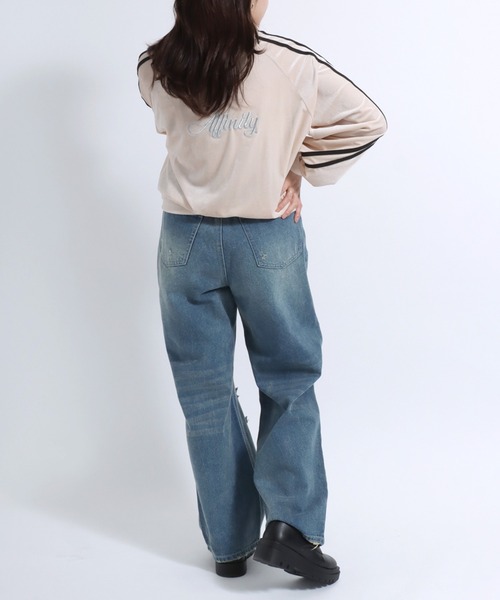 Salong hameu(サロン ハミュー)の「サイドライン ベロアハーフジップ スウェット トップス 長袖/プルオーバー トレーナー レディース(スウェット・レディース・ブラック/ブルー/アイボリー・M/L)」の11枚目の写真