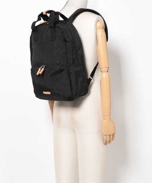 World Traveler(ワールドトラベラー)の「World Traveler/ワールドトラベラー リュックサック aruco by WT マイラ No.17465(バックパック/リュック・レディース・グレー/ベージュ系その他/ネイビー/ピンク/ブラック・FREE)」の13枚目の写真