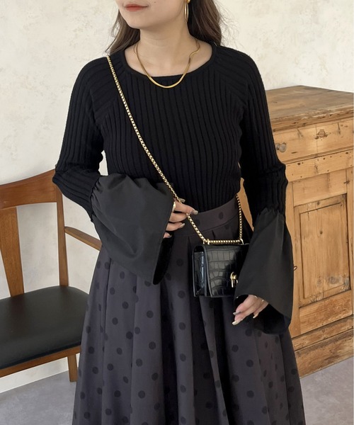 prose verse（プロズヴェール）の「フレアスリーブボートネックリブニット（ニット/セーター・レディース・ネイビー/グレー/ブラック/アイボリー・MEDIUM）」の12枚目の写真