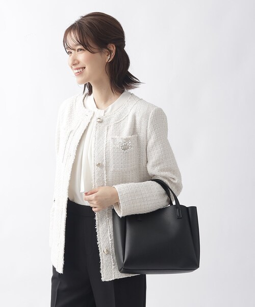 SHOO・LA・RUE（シューラルー）の「◆【通勤/セレモニー/2WAY】一枚革風ミドルトートバッグ（トートバッグ・レディース・グレー系4/ブラック/ブラウン系・00）」の4枚目の写真