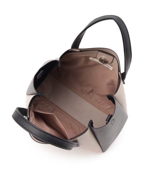 SHOO・LA・RUE（シューラルー）の「◆【通勤/セレモニー/2WAY】一枚革風ミドルトートバッグ（トートバッグ・レディース・グレー系4/ブラック/ブラウン系・00）」の11枚目の写真