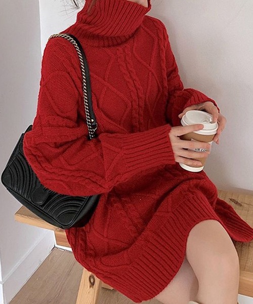 aimoha（アイモハ）の「ケーブルニットミニ丈ワンピース（ワンピース・レディース・レッド/ブラック/オフホワイト・FREE）」の3枚目の写真