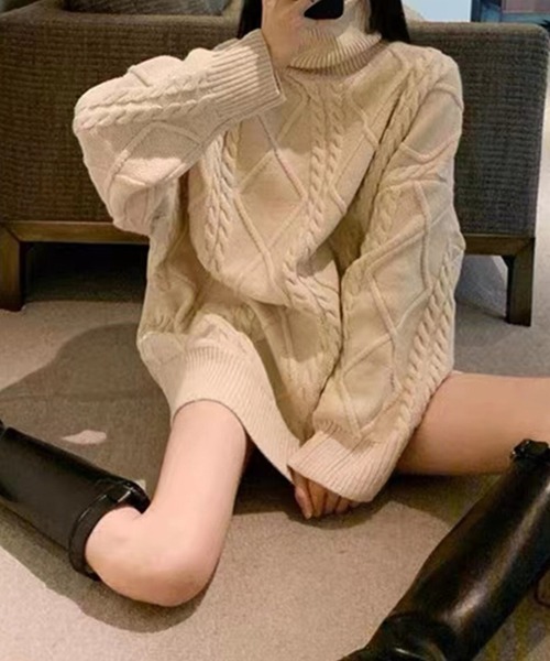 aimoha（アイモハ）の「ケーブルニットミニ丈ワンピース（ワンピース・レディース・レッド/ブラック/オフホワイト・FREE）」の12枚目の写真