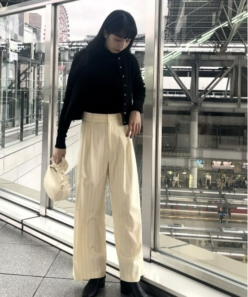 NANO universe（ナノユニバース）の「椿オイル加工リブカーディガン（カーディガン/ボレロ・レディース・ピンク/ライム/オフホワイト/ブラック・M/S）」の5枚目の写真