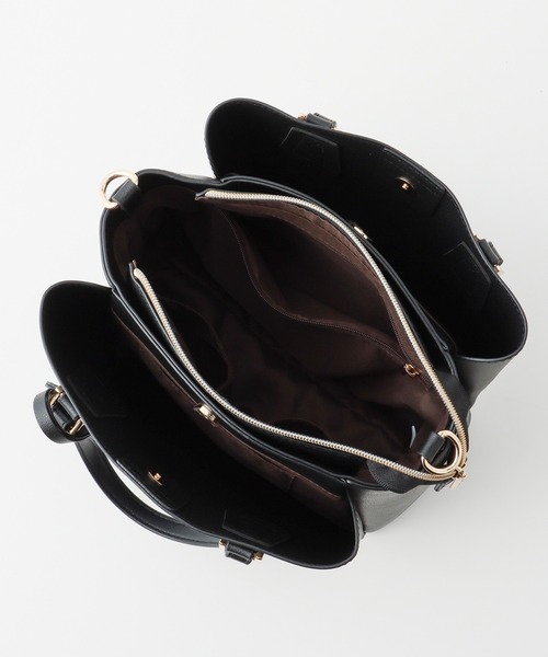 Honeys(ハニーズ)の「軽量両あおりハンドバッグ(ハンドバッグ・レディース・ライトベージュ/ブルーグレー/アイボリー/ブラック/スモークピンク/グレー/ブラウン・FREE)」の18枚目の写真