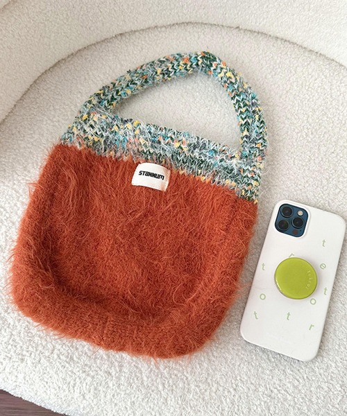 aimoha（アイモハ）の「カラフルファーニットバッグ (AW)（ハンドバッグ・レディース・ブルー/ネイビー/オレンジ/ブラック/チョコ・FREE）」の12枚目の写真