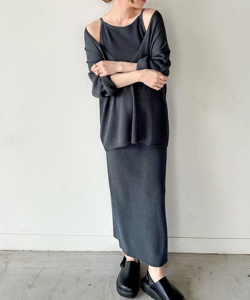 select MOCA by son（セレクトモカバイソン）の「【サイズ展開あり】ディープVネックルーズニット（ニット/セーター・レディース・チャコール/ライトベージュ/ブラック/グレイッシュベージュ・FREE/SMALL）」の7枚目の写真