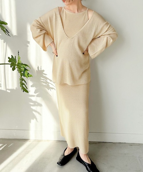 select MOCA by son（セレクトモカバイソン）の「【サイズ展開あり】ディープVネックルーズニット（ニット/セーター・レディース・チャコール/ライトベージュ/ブラック/グレイッシュベージュ・FREE/SMALL）」の16枚目の写真