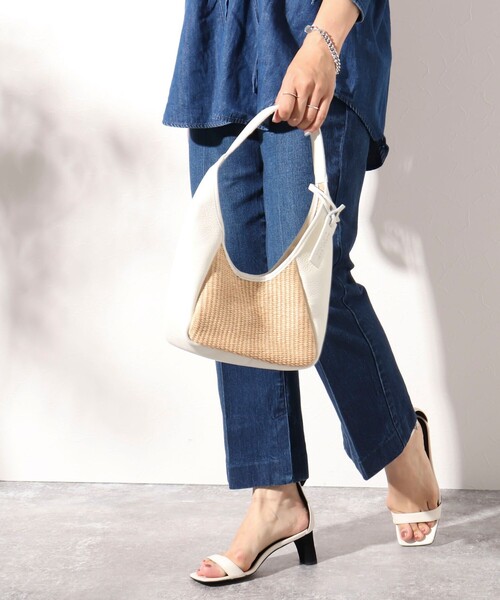 marco masi（マルコマージ）の「【MARCO MASI/ マルコマージ】レザー×ラフィア調ワンハンドルトートバッグ（トートバッグ・レディース・ホワイト/ブラック・FREE）」の11枚目の写真