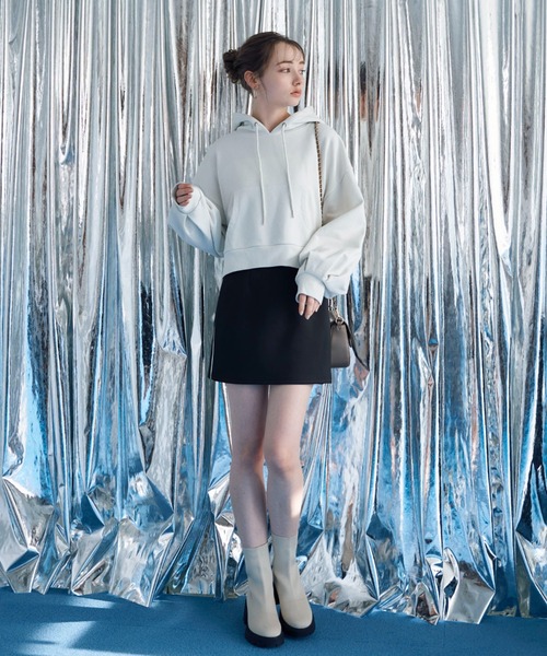 archives(アルシーヴ)の「ラメ裏毛パーカー(パーカー・レディース・ブラック/オフホワイト/グレー・MEDIUM)」の9枚目の写真