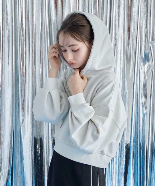 archives(アルシーヴ)の「ラメ裏毛パーカー(パーカー・レディース・ブラック/オフホワイト/グレー・MEDIUM)」の6枚目の写真