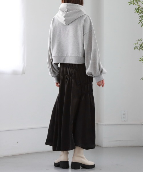 archives(アルシーヴ)の「ラメ裏毛パーカー(パーカー・レディース・ブラック/オフホワイト/グレー・MEDIUM)」の19枚目の写真