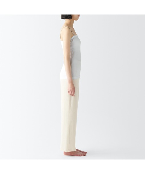 無印良品(ムジルシリョウヒン)の「婦人 さらっと綿 ブラキャミソール(インナーウェア/肌着・レディース・ホワイト/ブルー系1/ライトピンク/ブラック・S/XL/L/M)」の6枚目の写真