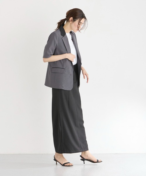 INED CLARO（イネドクラロ）の「リフラクスハーフスリーブジャケット（テーラードジャケット・レディース・キャメル/チャコールグレー・フリー）」の18枚目の写真