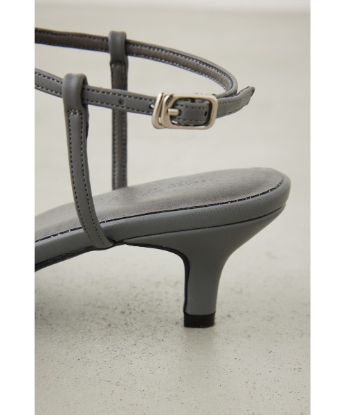 AZUL by moussy（アズールバイマウジー）の「インステップストラップサンダル（サンダル・レディース・グレー/ブラック・SMALL/MEDIUM/LARGE）」の18枚目の写真