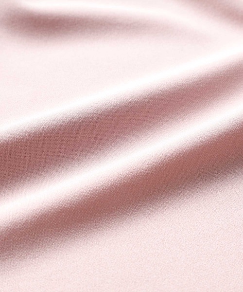 GeeRA（ジーラ）の「【7色展開/M-XXLサイズ展開】夏にぴったり！ひんやりスリット入りフレアースリーブＴブラウス（シャツ/ブラウス・レディース・ブルー/オフホワイト/ブラック/ピンクベージュ/ネイビー/サンドグレー/ブラック系その他・LARGE/X-LARGE/MEDIUM/XX-LARGE）」の22枚目の写真