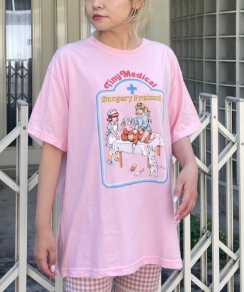 Candy Stripper（キャンディストリッパー）の「TINY MEDICAL BIG Tシャツ（Tシャツ/カットソー・レディース・オフホワイト/ライトブルー/ブラック/ピンク・2）」の2枚目の写真