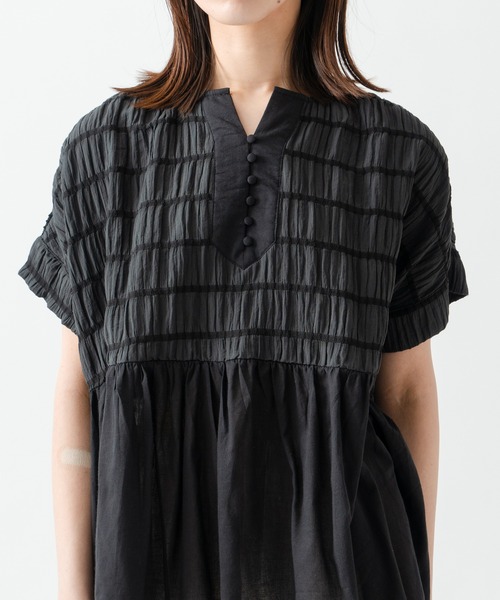 Kelen(ケレン)の「「KELEN/ケレン」コンビデザイントップス / ERIN(Tシャツ/カットソー・レディース・レッド/グリーン/サックスブルー/ブラック・M/S)」の6枚目の写真