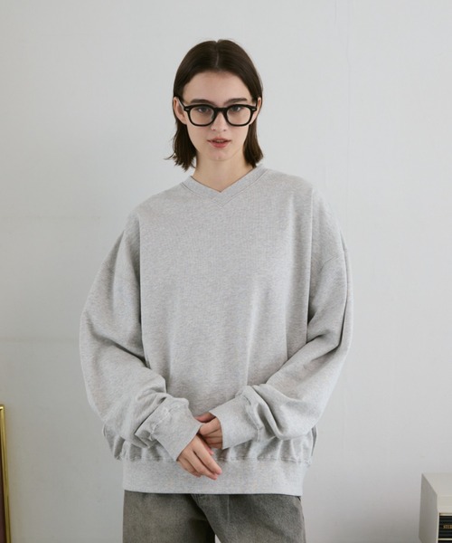 flaner（フラネ）の「Loose V neck sweat / ルーズVネックスウェット