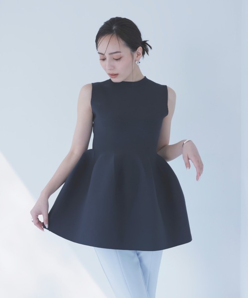 anuans（アニュアンス）の「ホールガーメントペプラム