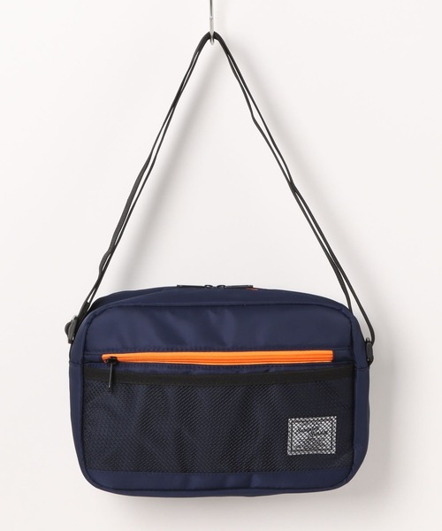 ショルダーバッグ ❣️日曜日の お値下げ スクエアボックスショルダーバッグ（ユニセックスアイテム