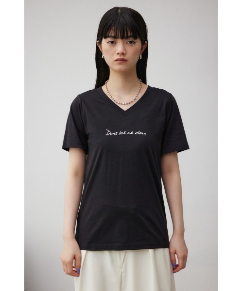 AZUL by moussy(アズールバイマウジー)の「フロントメッセージロゴTシャツ(Tシャツ/カットソー・レディース・ブラック/ホワイト/オレンジ/グレー/ライトベージュ・SMALL/MEDIUM)」の22枚目の写真