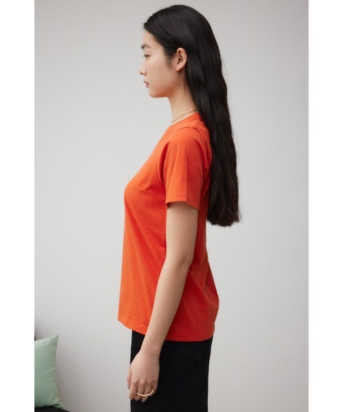 AZUL by moussy(アズールバイマウジー)の「フロントメッセージロゴTシャツ(Tシャツ/カットソー・レディース・ブラック/ホワイト/オレンジ/グレー/ライトベージュ・SMALL/MEDIUM)」の15枚目の写真