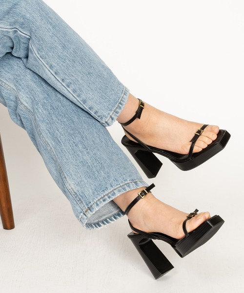 SVEC(シュベック)の「ブロックハイヒール アンクルストラップ サンダル(サンダル・レディース・ブラック系その他/ブラック・37/39/35)」の10枚目の写真