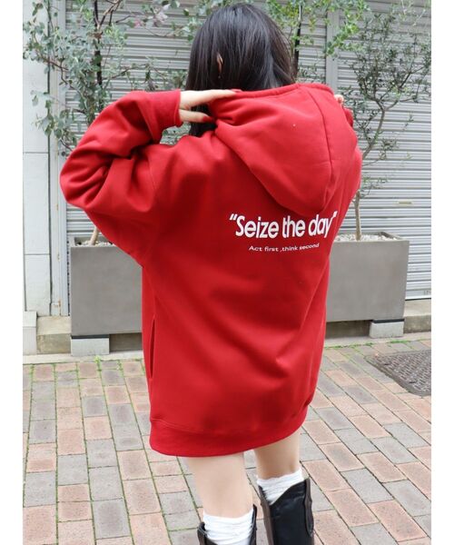 EVRIS（エヴリス）の「バックロゴBIGフーディー（パーカー・レディース・ホワイト/ブラウン/グレー/レッド/ブラック・FREE）」の5枚目の写真