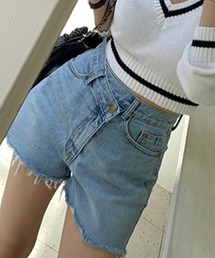 LYEON（リヨン）の「アシメウエストデニムショートパンツ（デニムパンツ）」