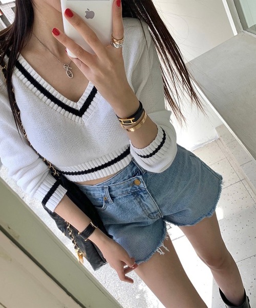 LYEON（リヨン）の「アシメウエストデニムショートパンツ（デニムパンツ・レディース・ブルー・LARGE/MEDIUM/SMALL）」の17枚目の写真