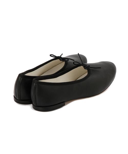 Repetto（レペット）の「【別注】BY repetto MANON バレエシューズ