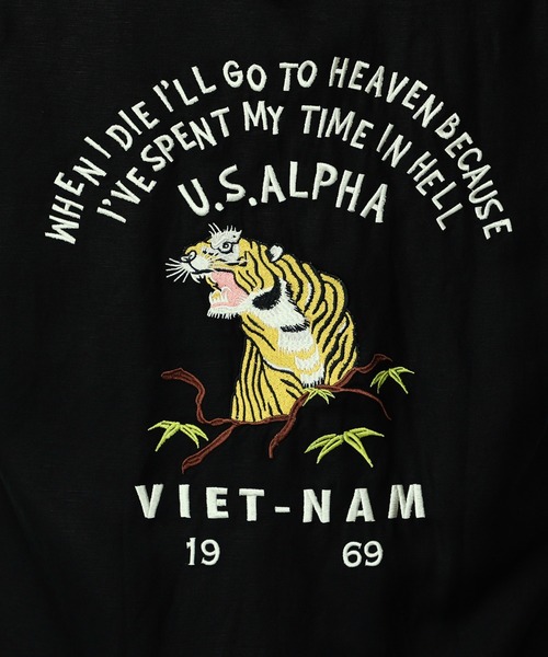 ※ALPHA（アルファ）の「ユーティリティリネンシャツ / スーベニア刺繍 半袖（SOUVENIR）（シャツ/ブラウス・メンズ・ブラック/オリーブ・LARGE/MEDIUM/X-LARGE）」の8枚目の写真