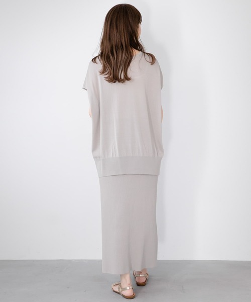 URBAN RESEARCH Sonny Label（アーバンリサーチサニーレーベル）の「『WEB限定』『洗濯可』フレンチトップス×スカートニットSET（ワンピース・レディース・グレー/ブラック/ベージュ・FREE）」の12枚目の写真
