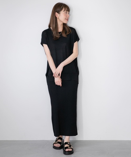 URBAN RESEARCH Sonny Label（アーバンリサーチサニーレーベル）の「『WEB限定』『洗濯可』フレンチトップス×スカートニットSET（ワンピース・レディース・グレー/ブラック/ベージュ・FREE）」の17枚目の写真