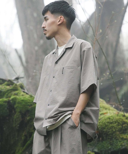 EKAL（エカル）の「『通気性/速乾』EASY BREEZY SHORT-SLEEVE SHIRTS（シャツ/ブラウス・メンズ・モカ/カーキ/ブラック・MEDIUM/LARGE）」の4枚目の写真