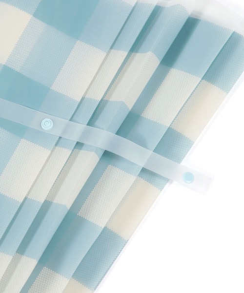 studio CLIP（スタディオクリップ）の「ギンガムチェックフロストビニール傘（長傘・レディース・チャコール/ブルー/ベージュ・FREE）」の10枚目の写真