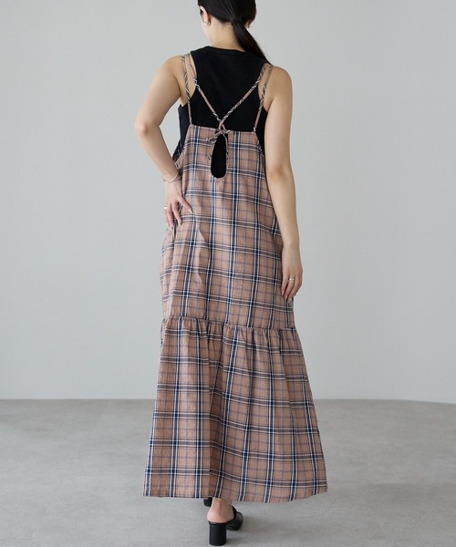PREFERIR（プレフェリール）の「チェック ダブルストラップ ティアード キャミワンピース（ワンピース・レディース・ブラウン/ネイビー・MEDIUM/LARGE）」の22枚目の写真