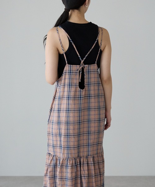 PREFERIR（プレフェリール）の「チェック ダブルストラップ ティアード キャミワンピース（ワンピース・レディース・ブラウン/ネイビー・MEDIUM/LARGE）」の18枚目の写真