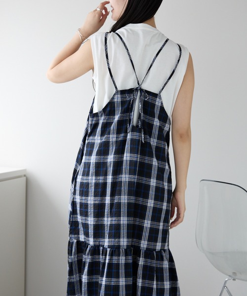 PREFERIR（プレフェリール）の「チェック ダブルストラップ ティアード キャミワンピース（ワンピース・レディース・ブラウン/ネイビー・MEDIUM/LARGE）」の10枚目の写真