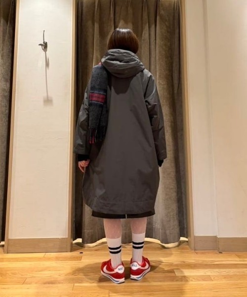 DANTON（ダントン）の「DANTON / INSULATON HOODED COAT（その他アウター・レディース・ベージュ/ネイビー/チャコールグレー・38/36）」の9枚目の写真