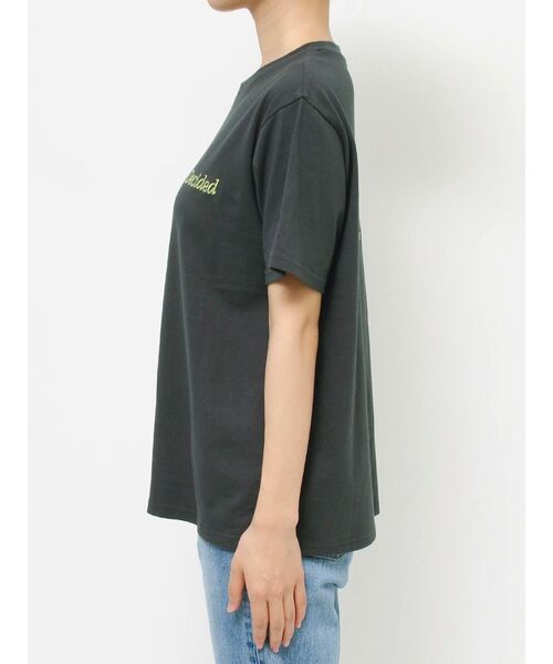 Ungrid（アングリッド）の「カラーエンブロイダリーTee（Tシャツ/カットソー・レディース・イエロー/オフホワイト/チャコールグレー/オレンジ/ピンク・FREE）」の6枚目の写真