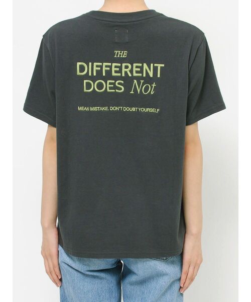 Ungrid（アングリッド）の「カラーエンブロイダリーTee（Tシャツ/カットソー・レディース・イエロー/オフホワイト/チャコールグレー/オレンジ/ピンク・FREE）」の7枚目の写真