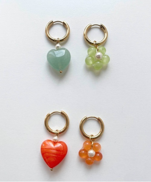 yufect（ユフェクト）の「【Yu】【it】【yufect】アシンメトリー ポップピアス（ピアス（両耳用）・レディース・オレンジ/グリーン・FREE）」の4枚目の写真